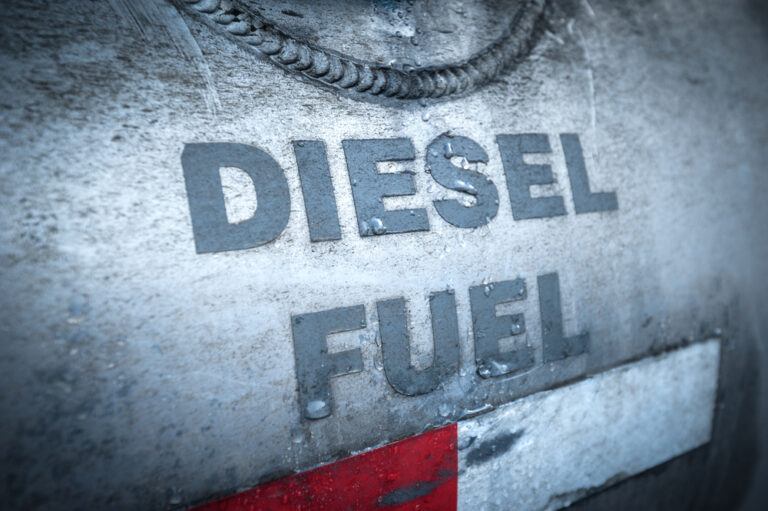 What Causes Diesel Engine To Smoke White