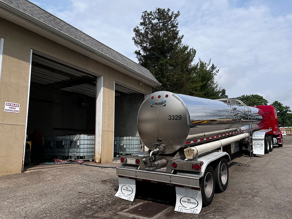 truck load in aston pa